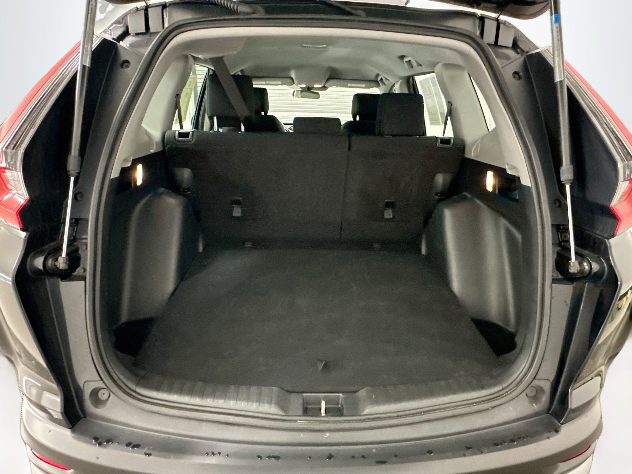 Used 2020 Honda CR-V LX image 29