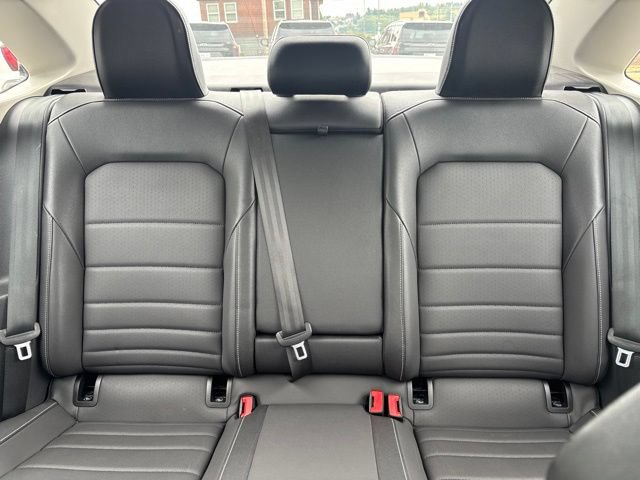 Used 2024 Volkswagen Jetta SE FWD image 35