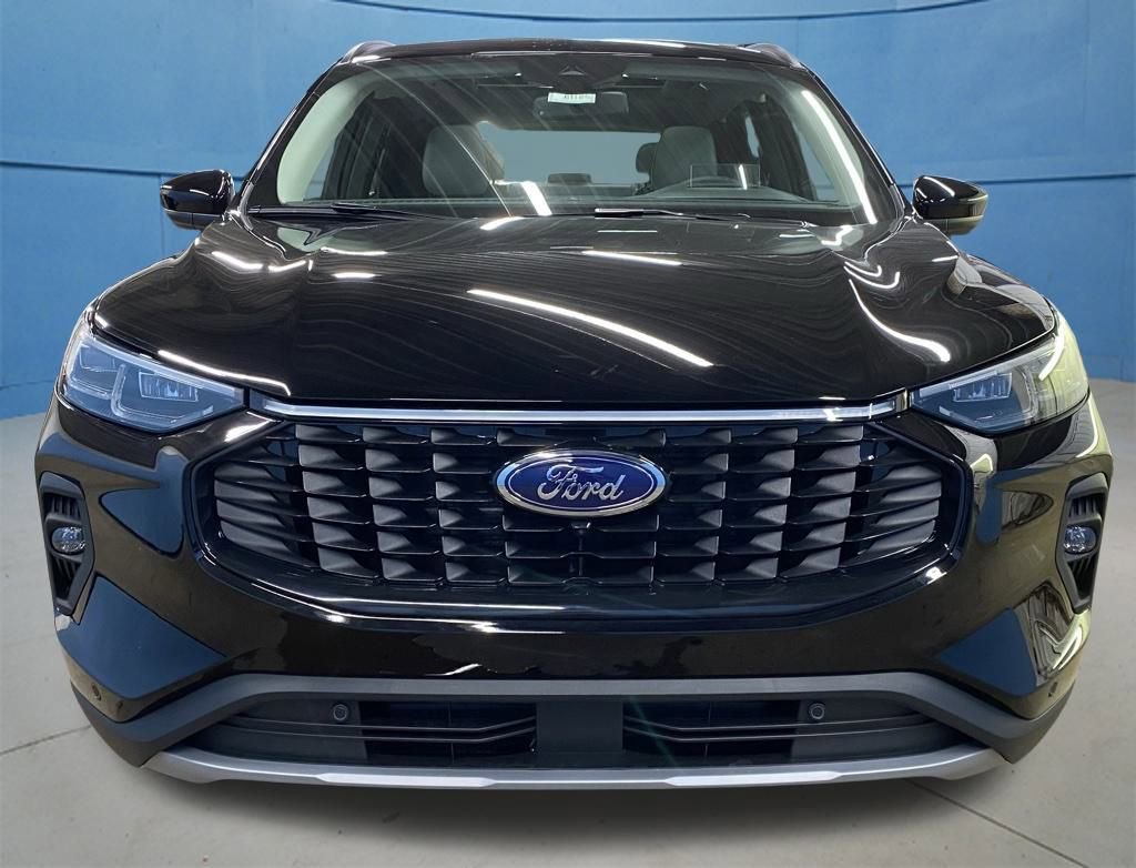 New 2026 Ford Escape Platinum w/ Premium Technology Package image 4