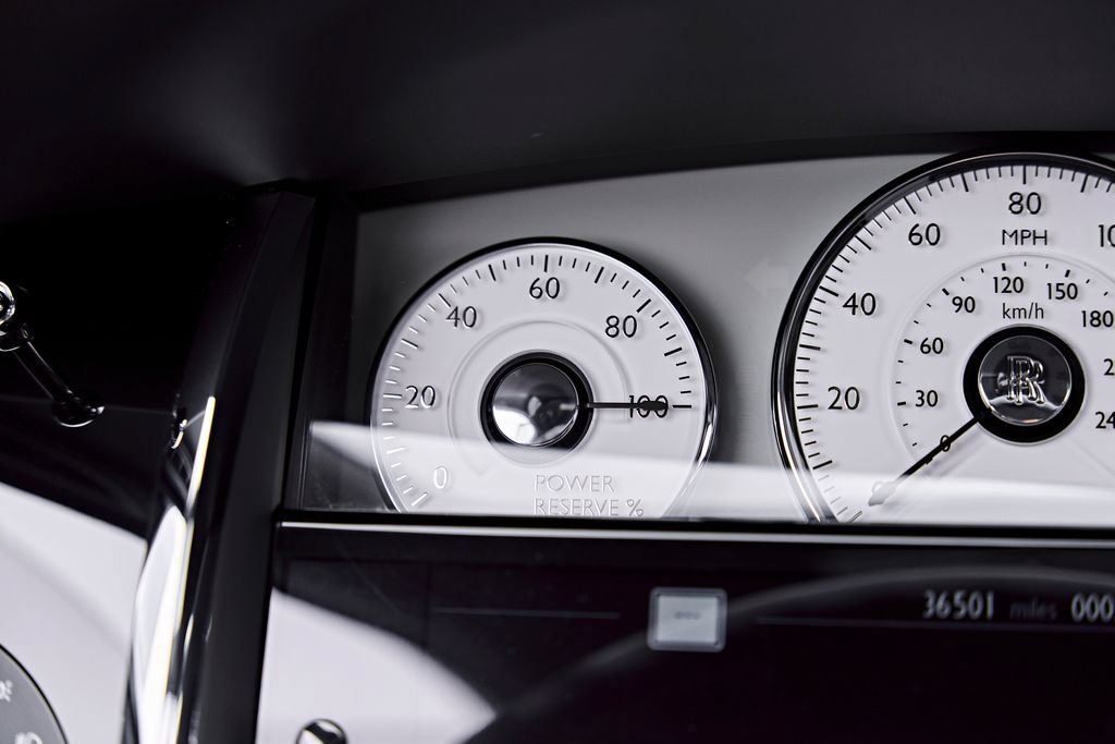 Used 2018 Rolls-Royce Ghost RWD image 74