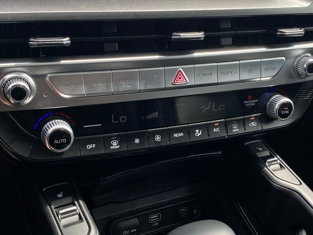 Certified 2025 Kia Telluride S AWD/4WD image 17