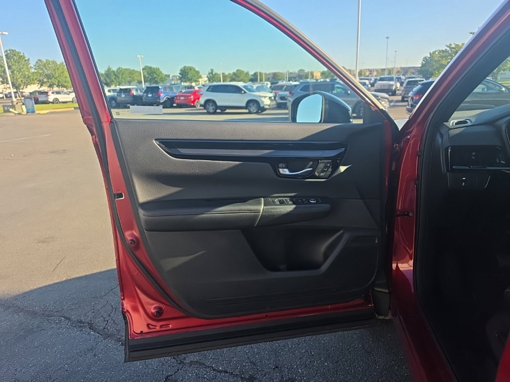 Used 2025 Honda CR-V Sport Touring image 13