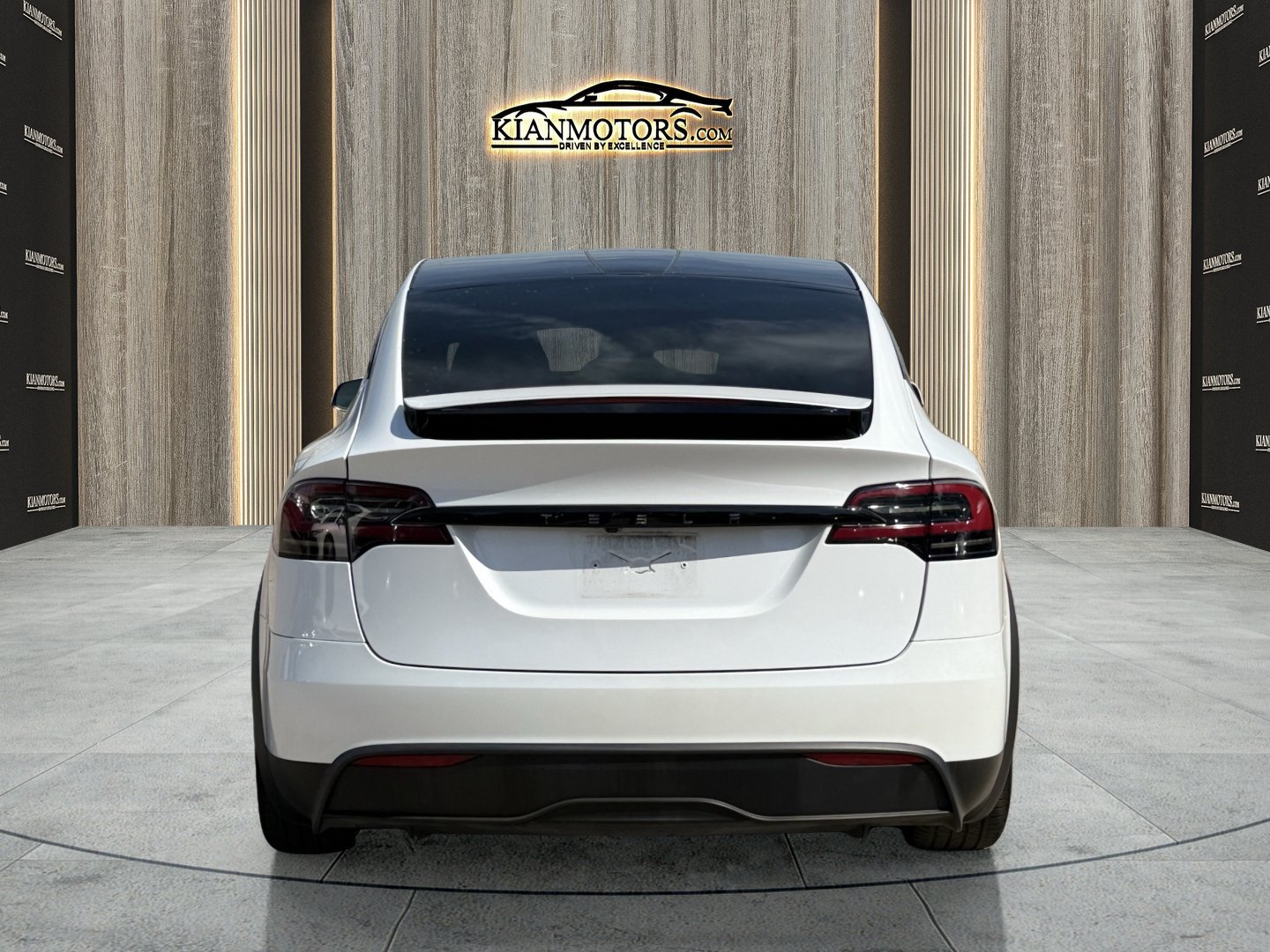 Used 2025 Tesla Model X AWD/4WD image 10