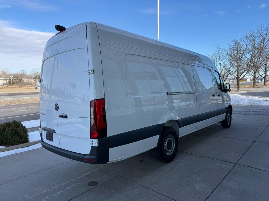 New 2025 Mercedes-Benz Sprinter 2500 image 5