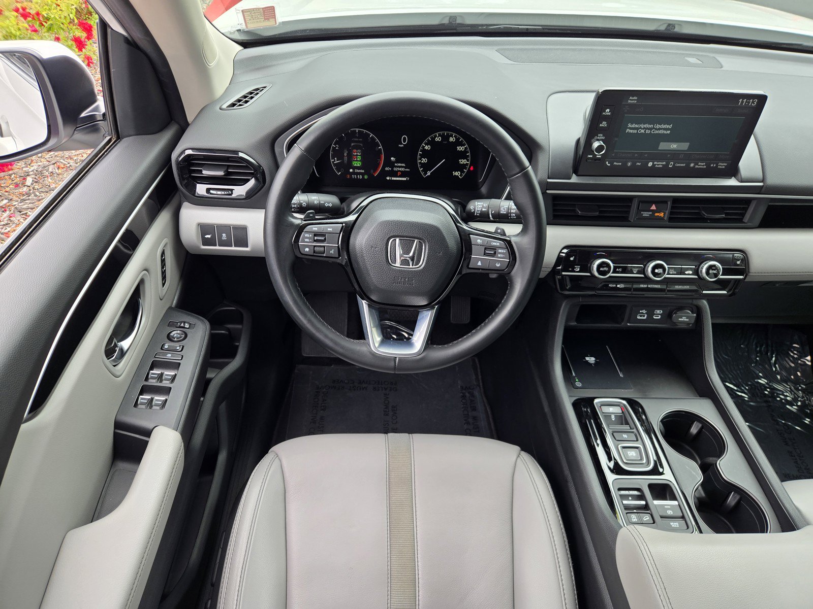 Used 2024 Honda Pilot EX-L image 13
