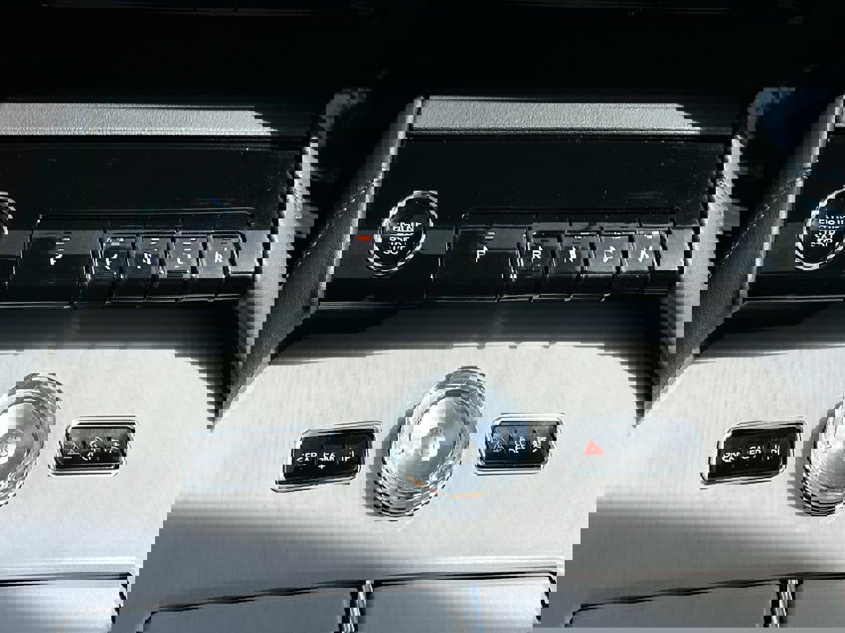 Used 2025 Lincoln Navigator Reserve image 21