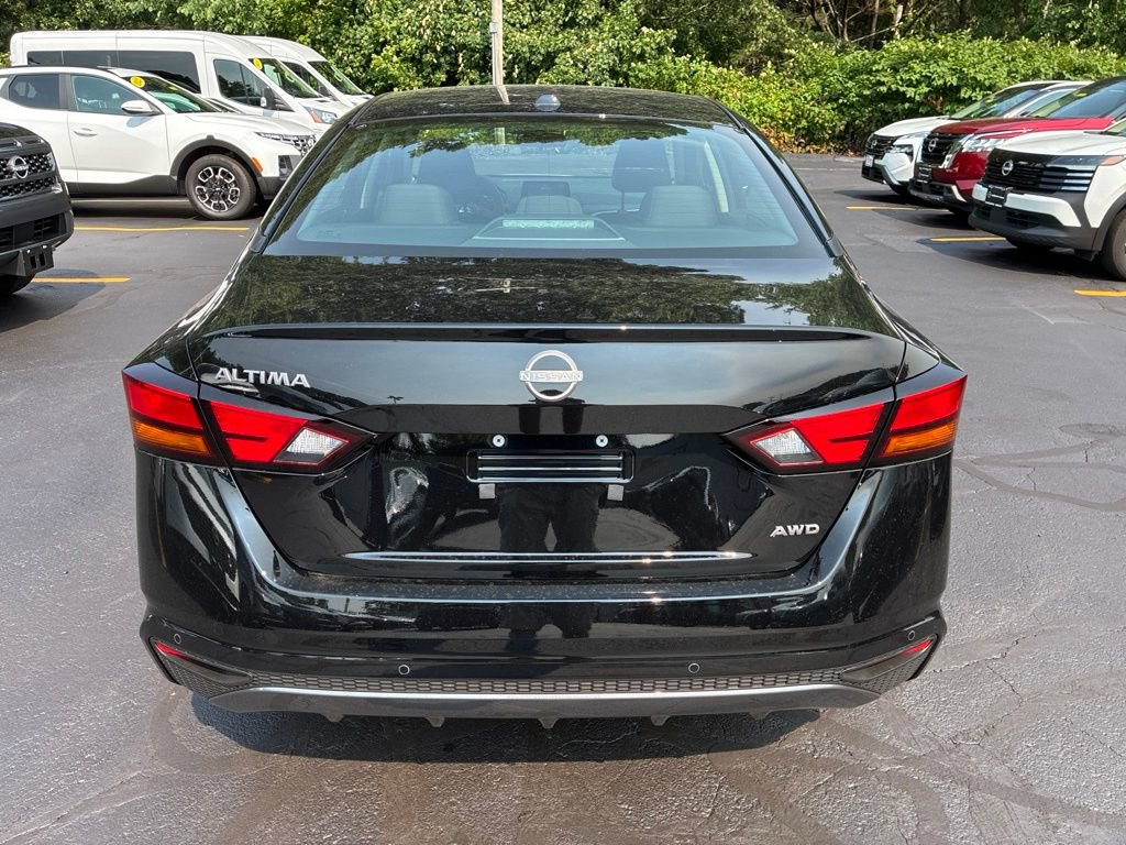 New 2026 Nissan Altima 2.5 SV AWD/4WD image 6