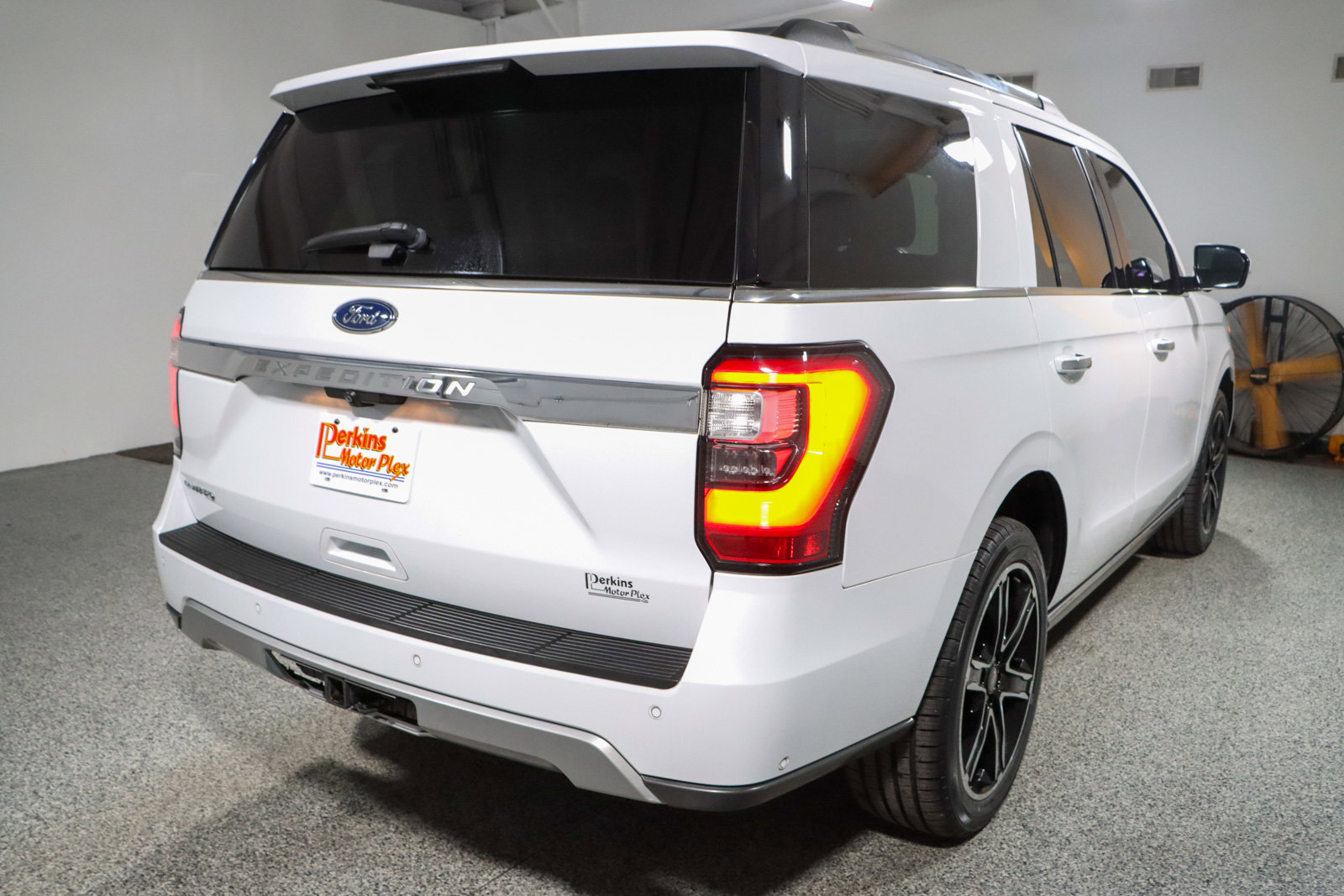 Used 2021 Ford Expedition Limited RWD image 7