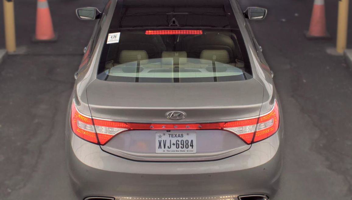 Used 2013 Hyundai Azera w/ Technology Pkg FWD image 6