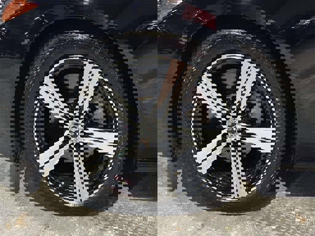 Used 2022 Mercedes-Benz C 300 4MATIC Sedan image 11