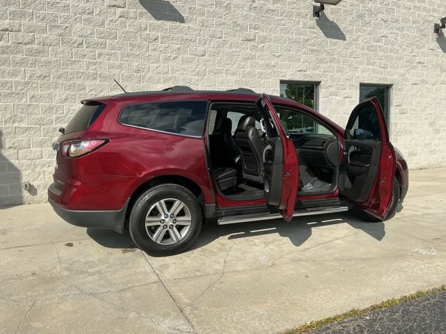Used 2015 Chevrolet Traverse LT FWD image 13