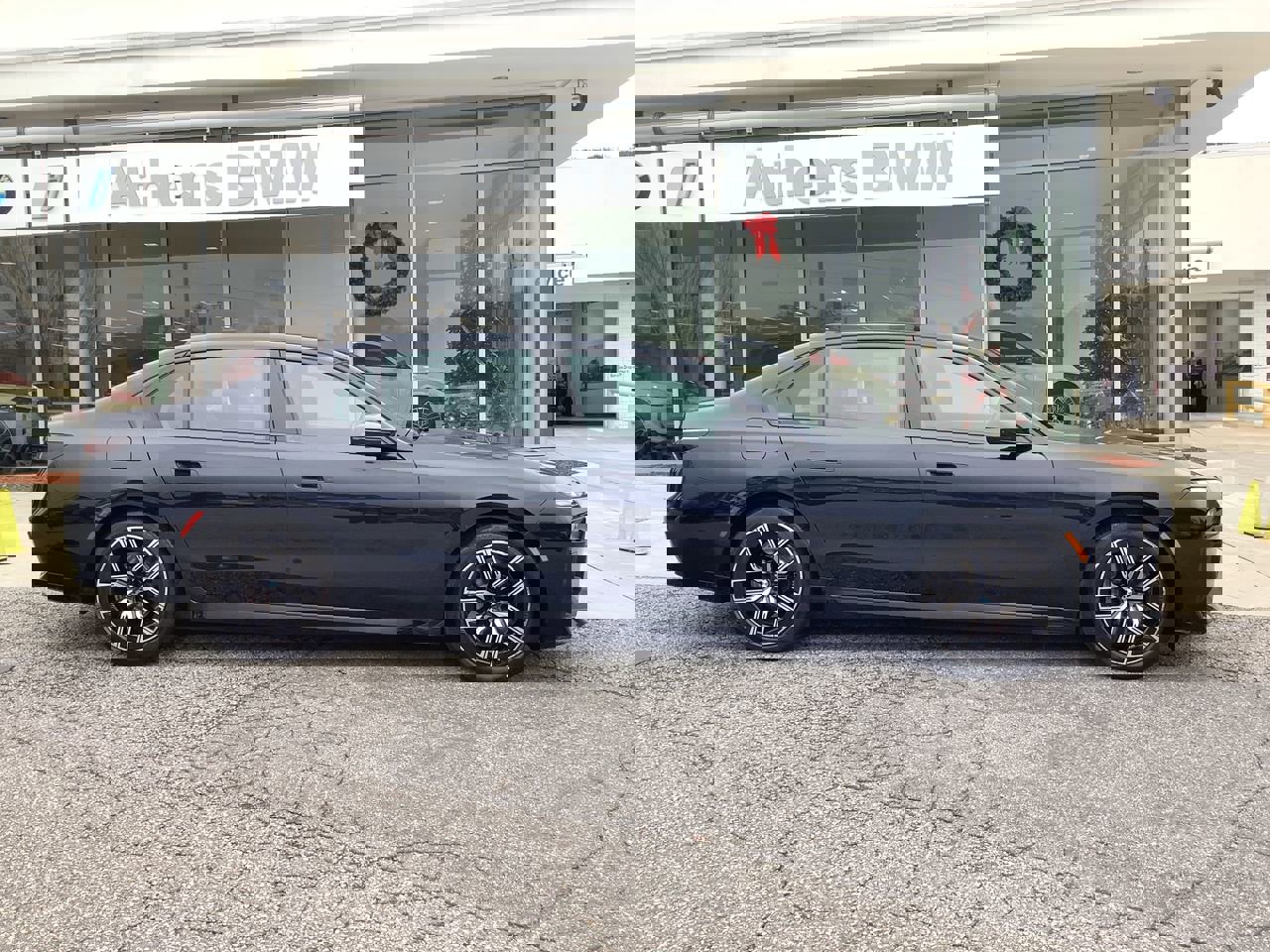 Certified 2023 BMW 740i image 9