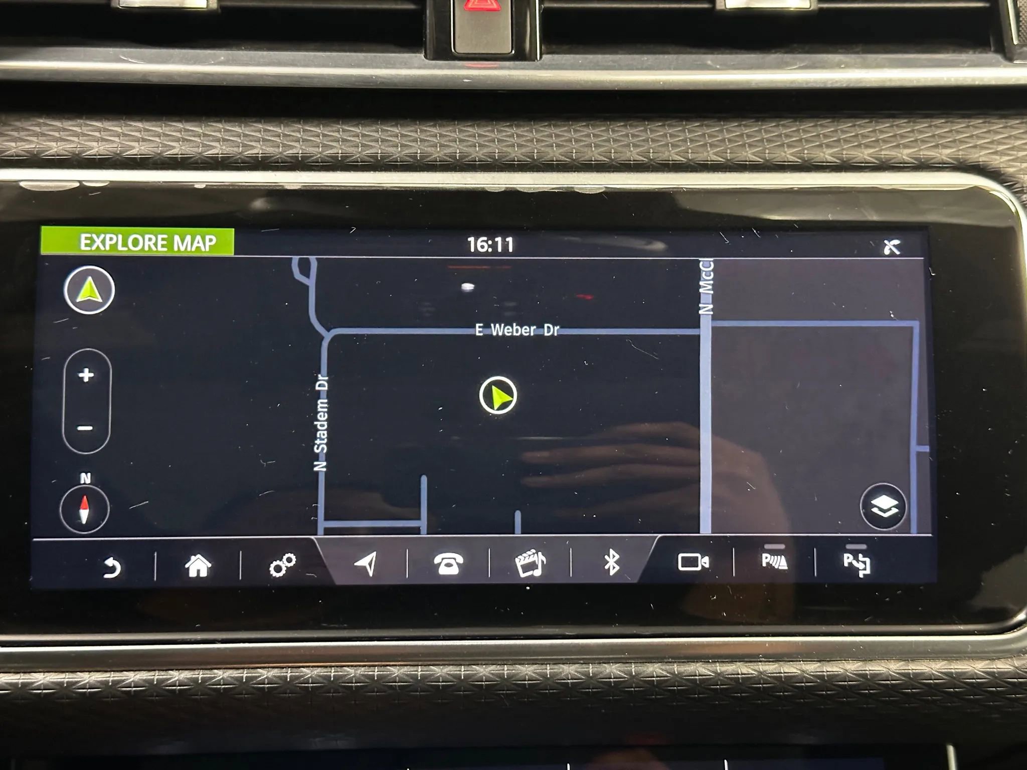 Used 2019 Land Rover Range Rover Velar R-Dynamic SE image 35