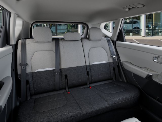 New 2027 Kia Seltos LX FWD image 16