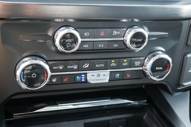 Used 2026 Ford F250 Lariat AWD/4WD image 23