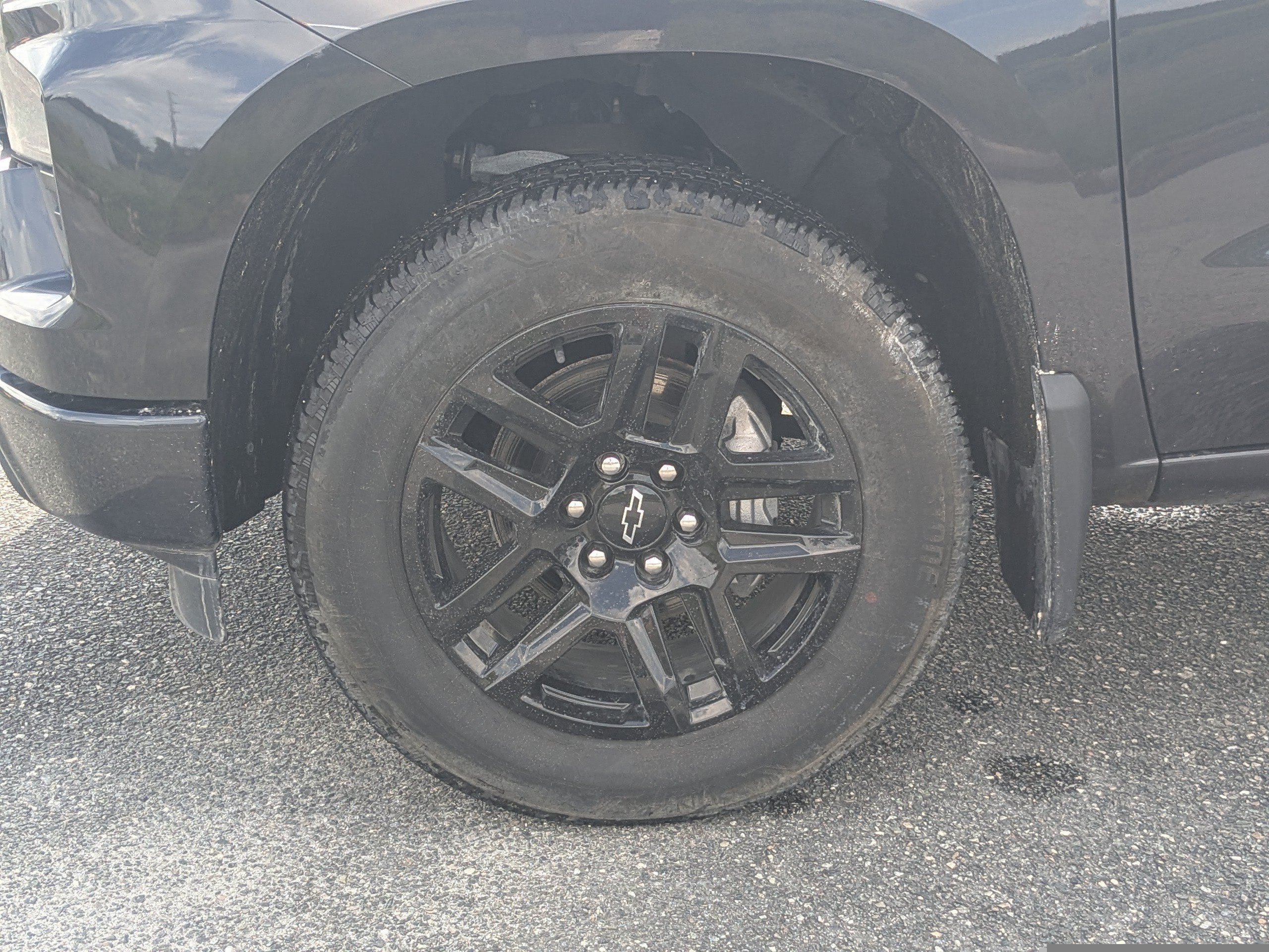 Used 2023 Chevrolet Silverado 1500 Custom w/ LPO, Dark Essentials Package RWD image 11