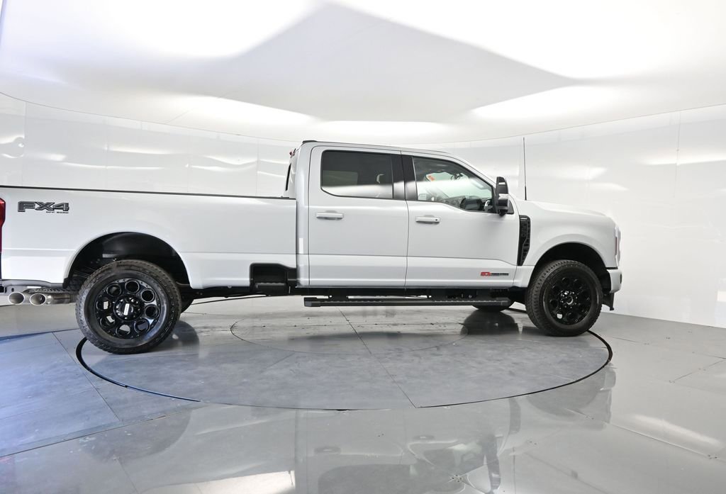 Used 2026 Ford F350 Lariat w/ Black Appearance Package image 33