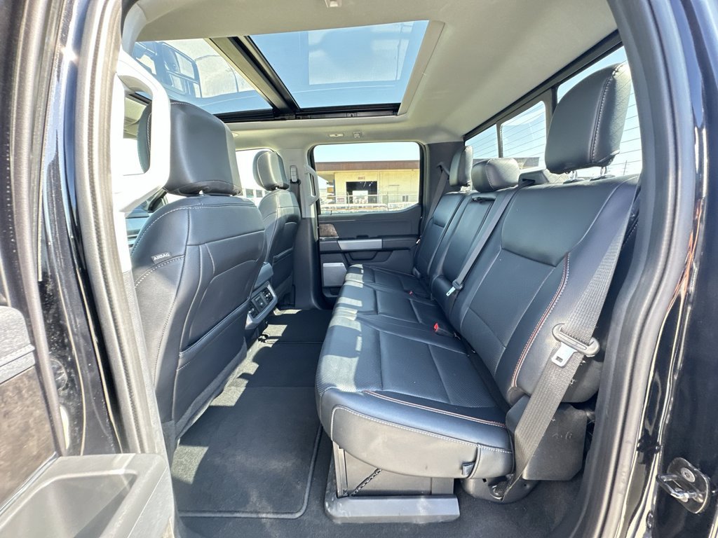 Used 2024 Ford F250 Lariat w/ Lariat Ultimate Package AWD/4WD image 25