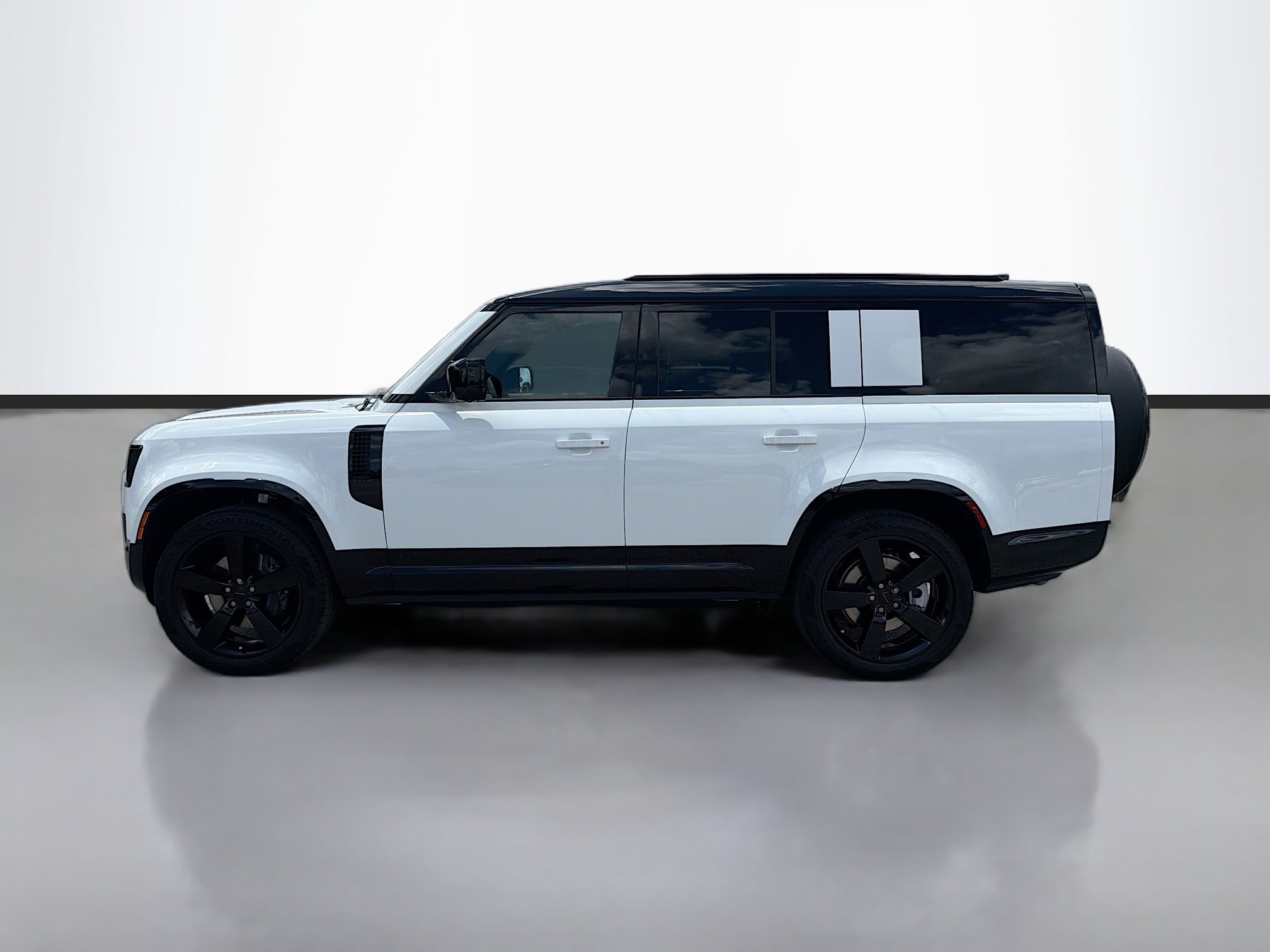 New 2026 Land Rover Defender 130 X-Dynamic SE AWD/4WD image 2