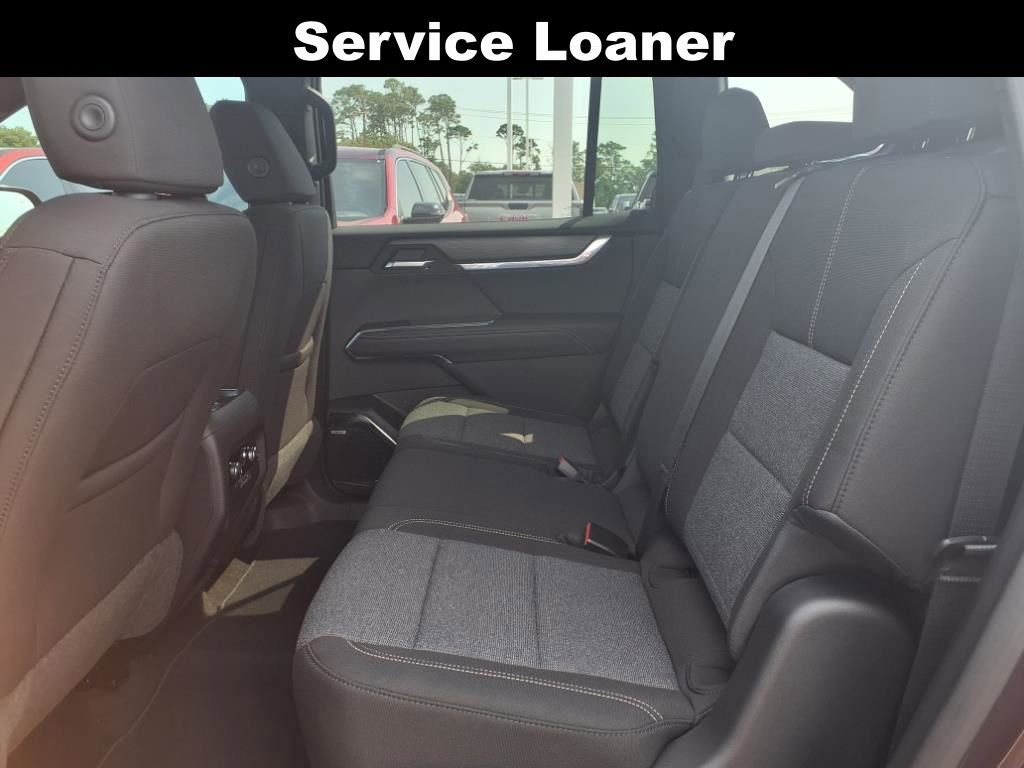 New 2026 GMC Acadia Elevation image 13