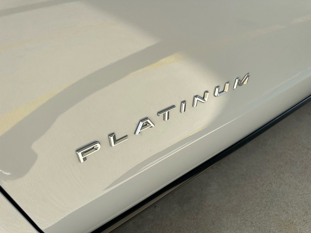 New 2025 Ford Expedition Platinum image 5