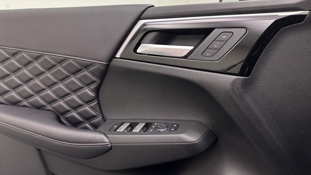 New 2026 Nissan Rogue Platinum image 18