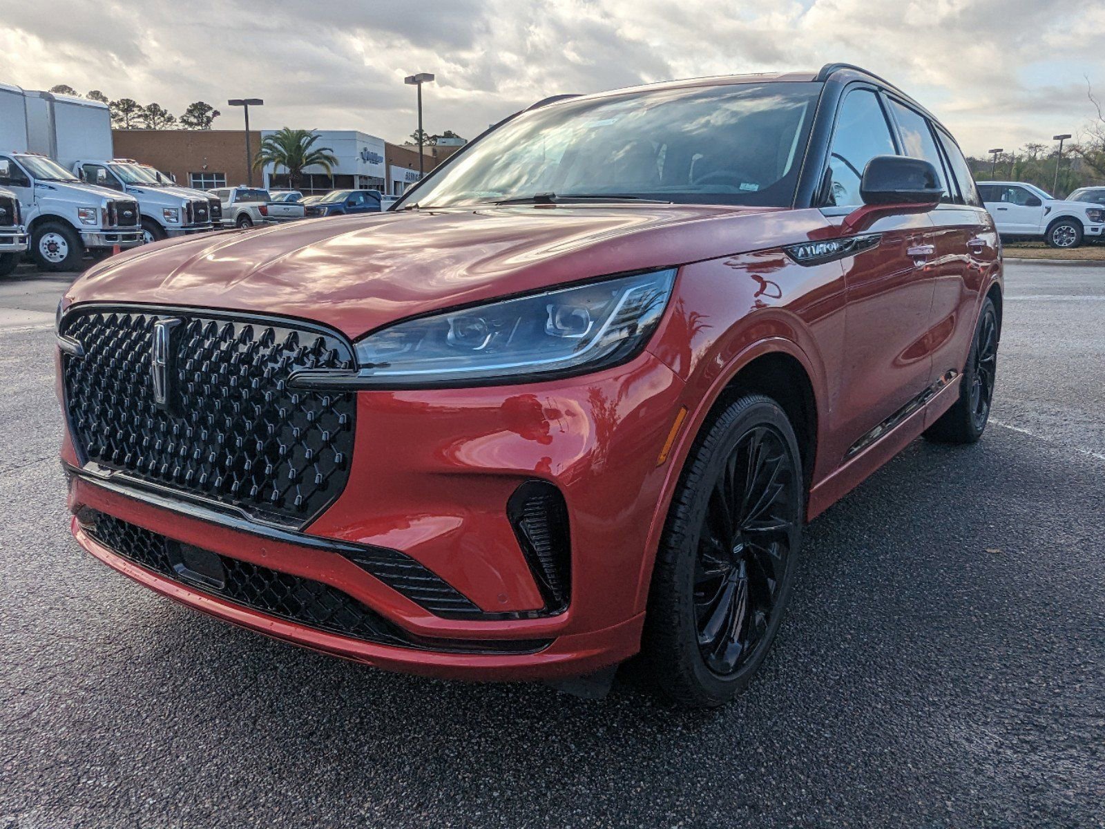 New 2025 Lincoln Aviator Reserve w/ Jet Appearance Package image 9