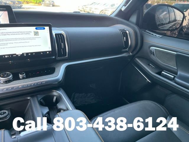 Used 2025 Ford Expedition Tremor AWD/4WD image 17