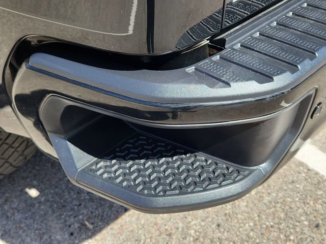 Used 2024 GMC Sierra 1500 AT4X image 28