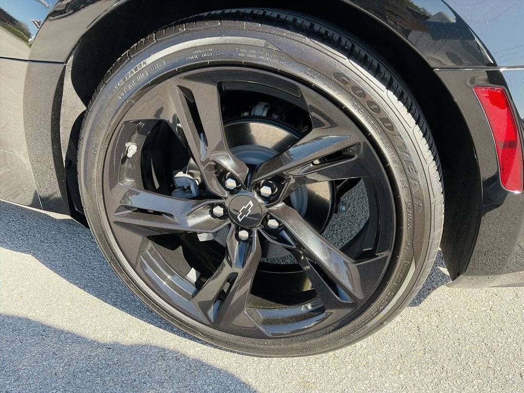 Used 2022 Chevrolet Camaro LT w/ RS Package RWD image 38