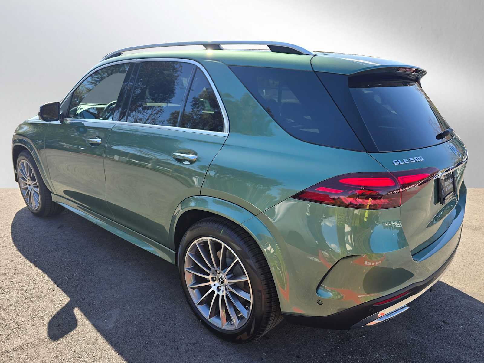 New 2026 Mercedes-Benz GLE 580 4MATIC image 5