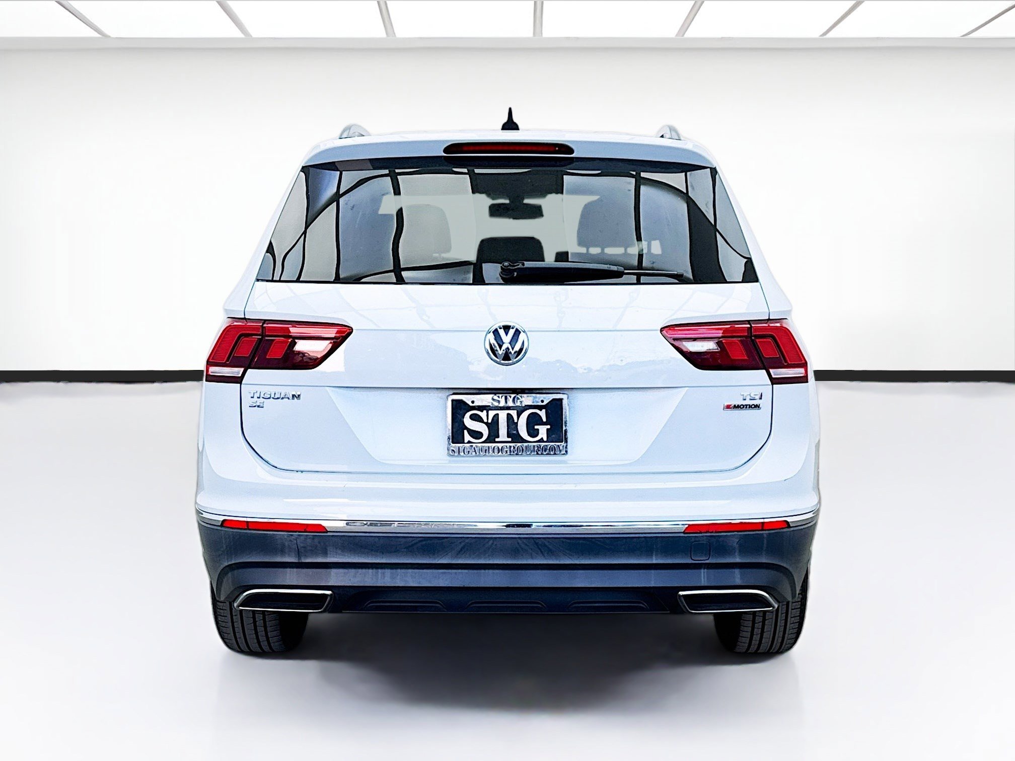 Used 2018 Volkswagen Tiguan SE w/ Panoramic Sunroof Package AWD/4WD image 5