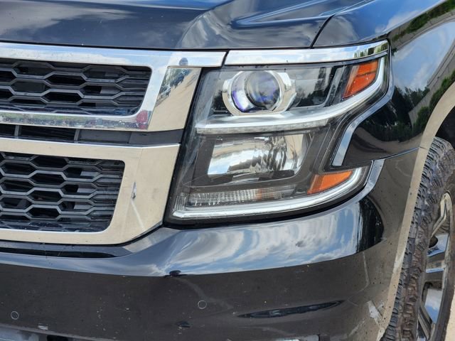 Used 2017 Chevrolet Suburban LT image 9