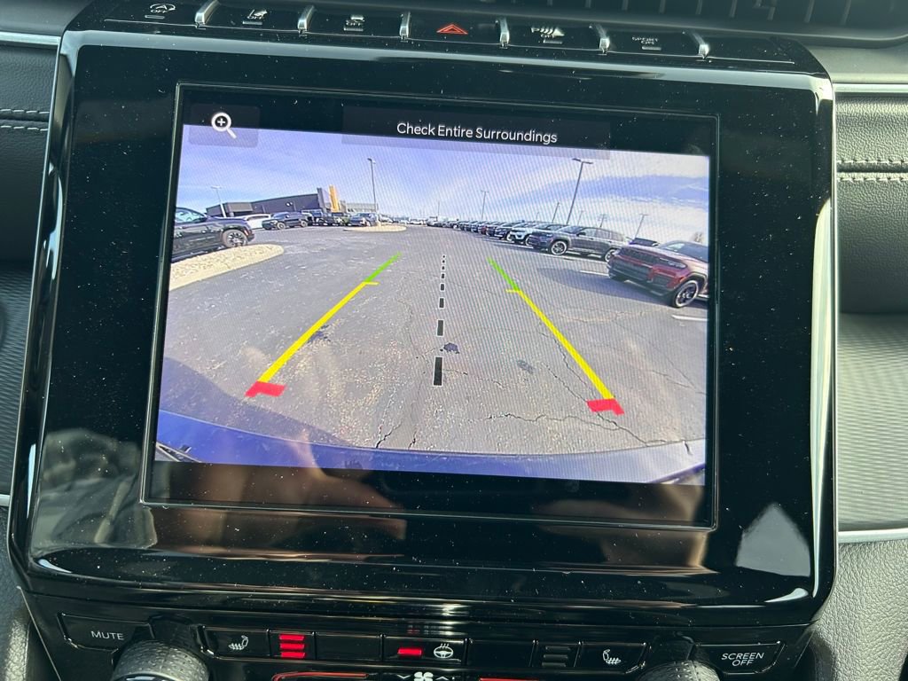 New 2025 Jeep Grand Cherokee L Altitude image 14