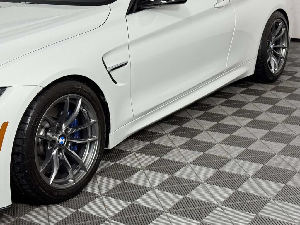 Used 2018 BMW M4 Coupe RWD image 13