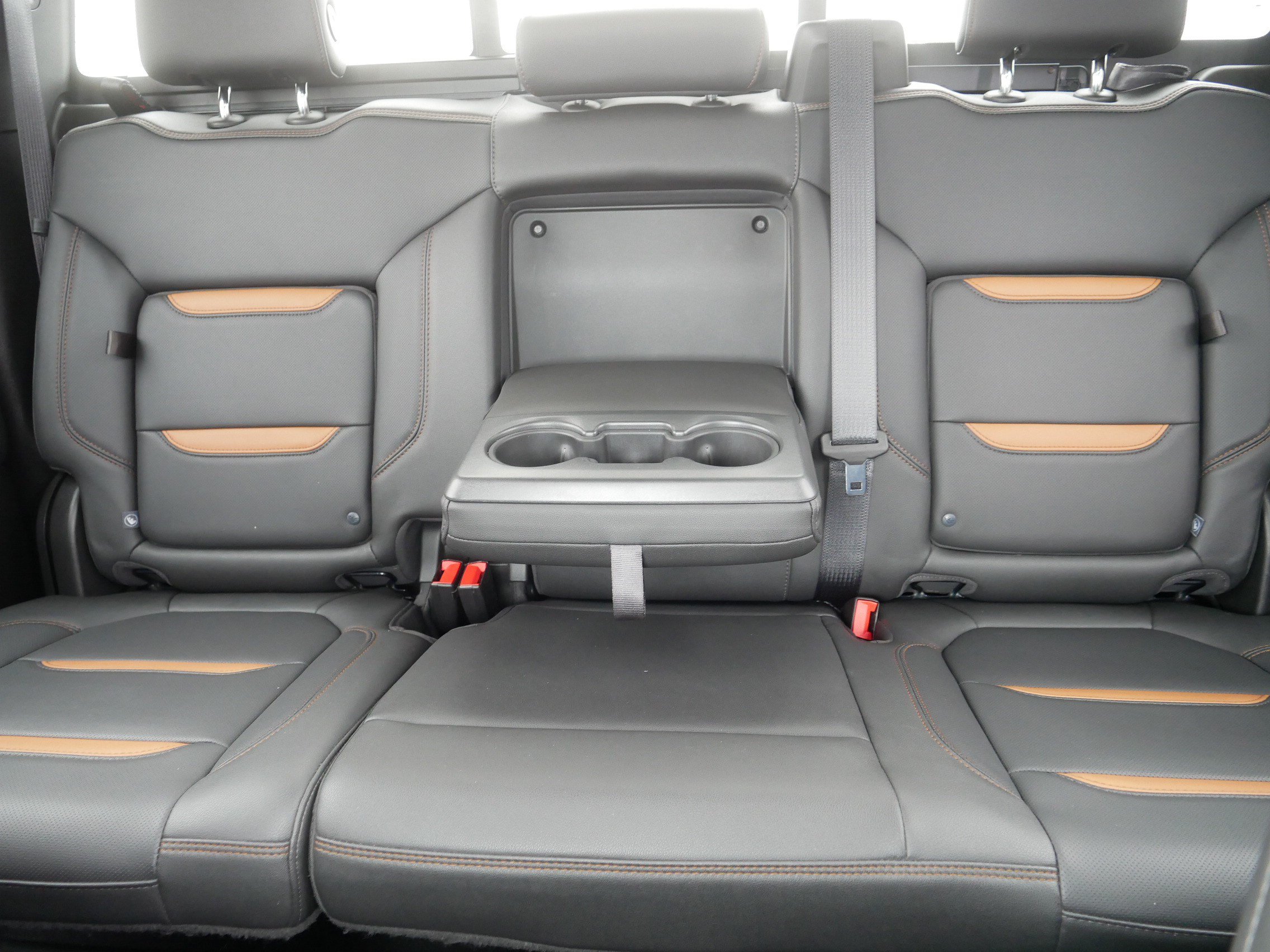 Used 2021 GMC Sierra 1500 AT4 w/ AT4 Value Package AWD/4WD image 13