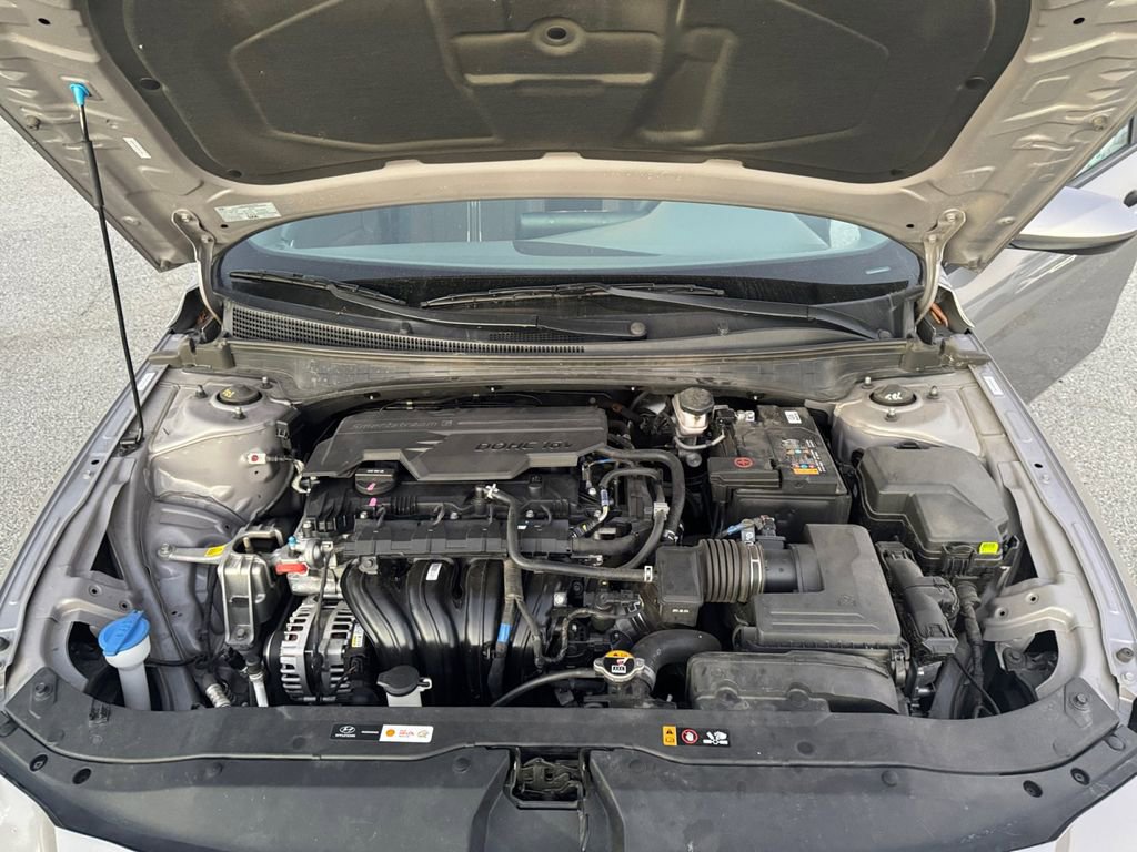 Used 2024 Hyundai Elantra SEL image 31