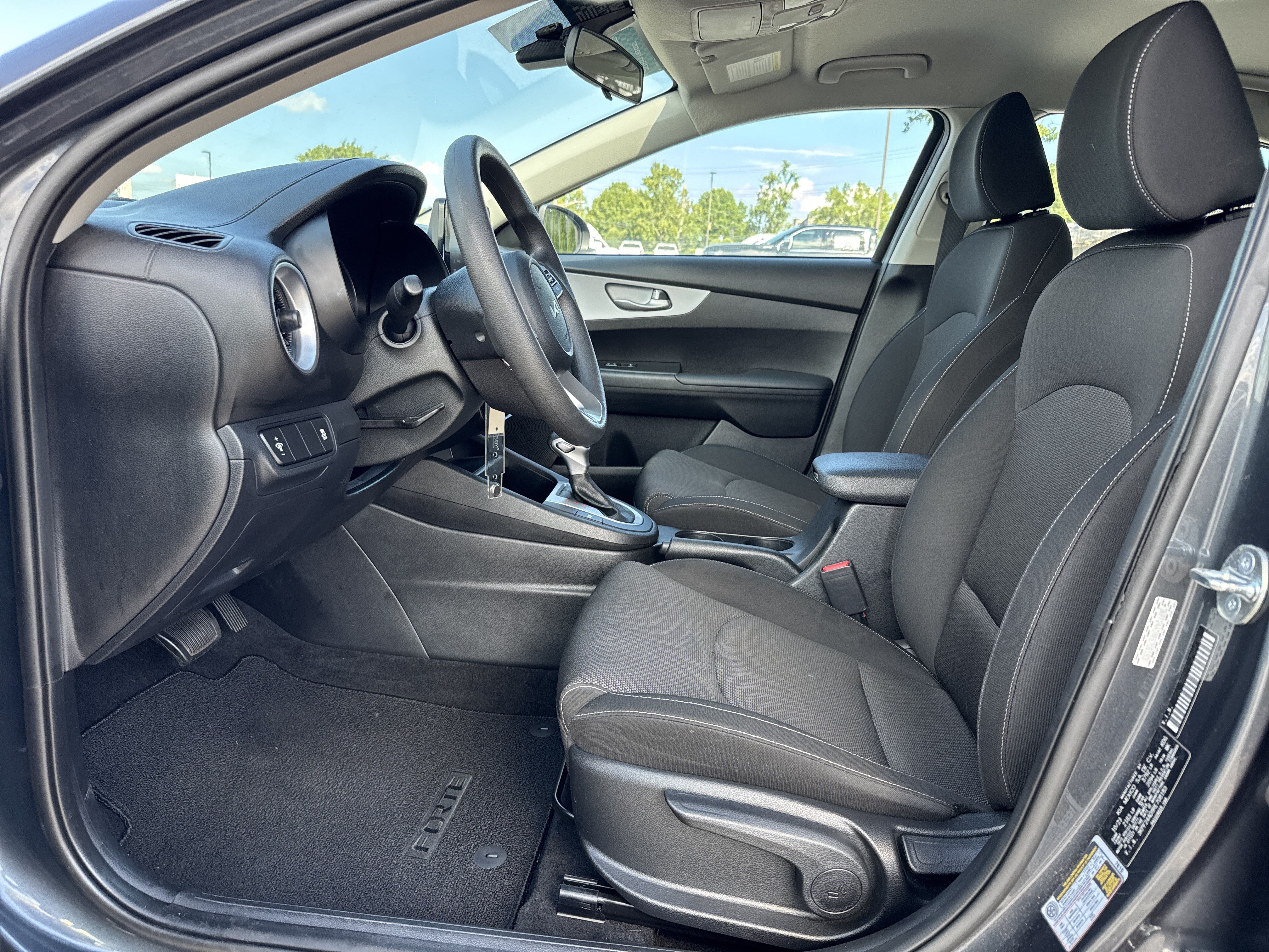 Used 2024 Kia Forte LXS FWD image 16