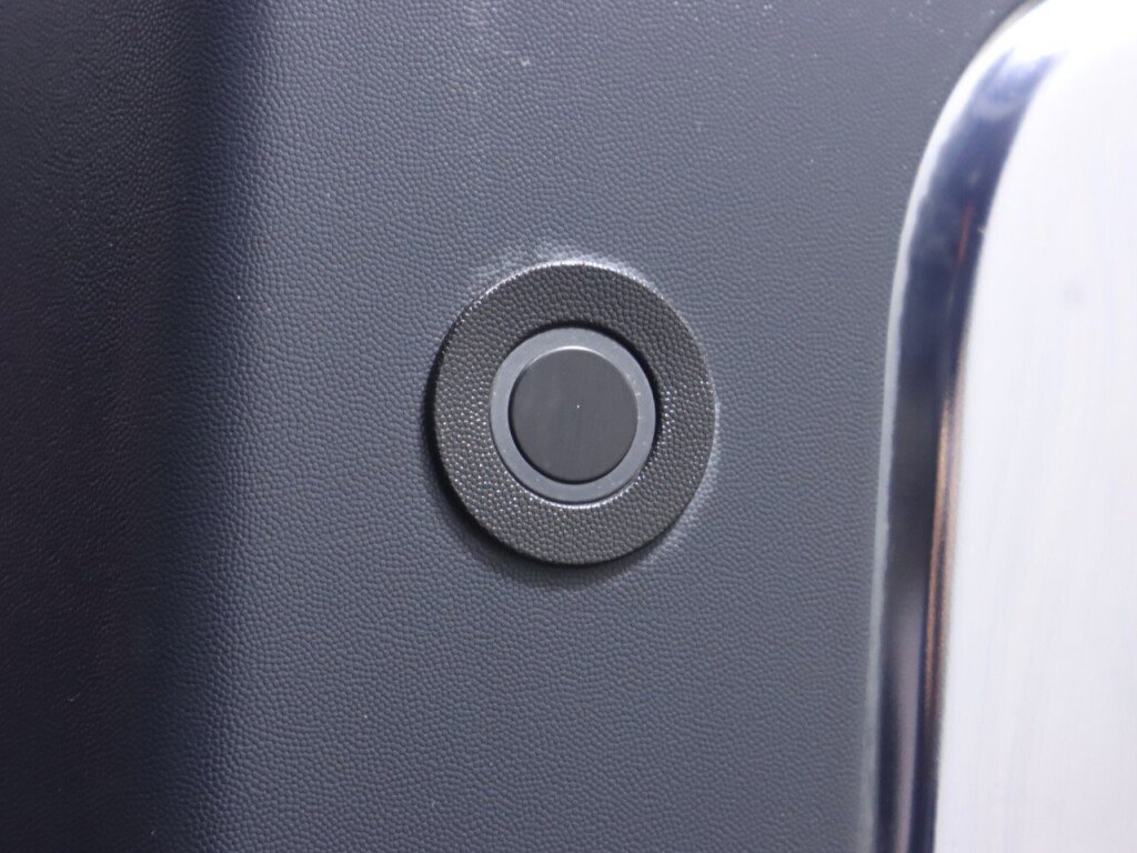 Used 2016 Ford F350 Lariat w/ Lariat Ultimate Package image 42