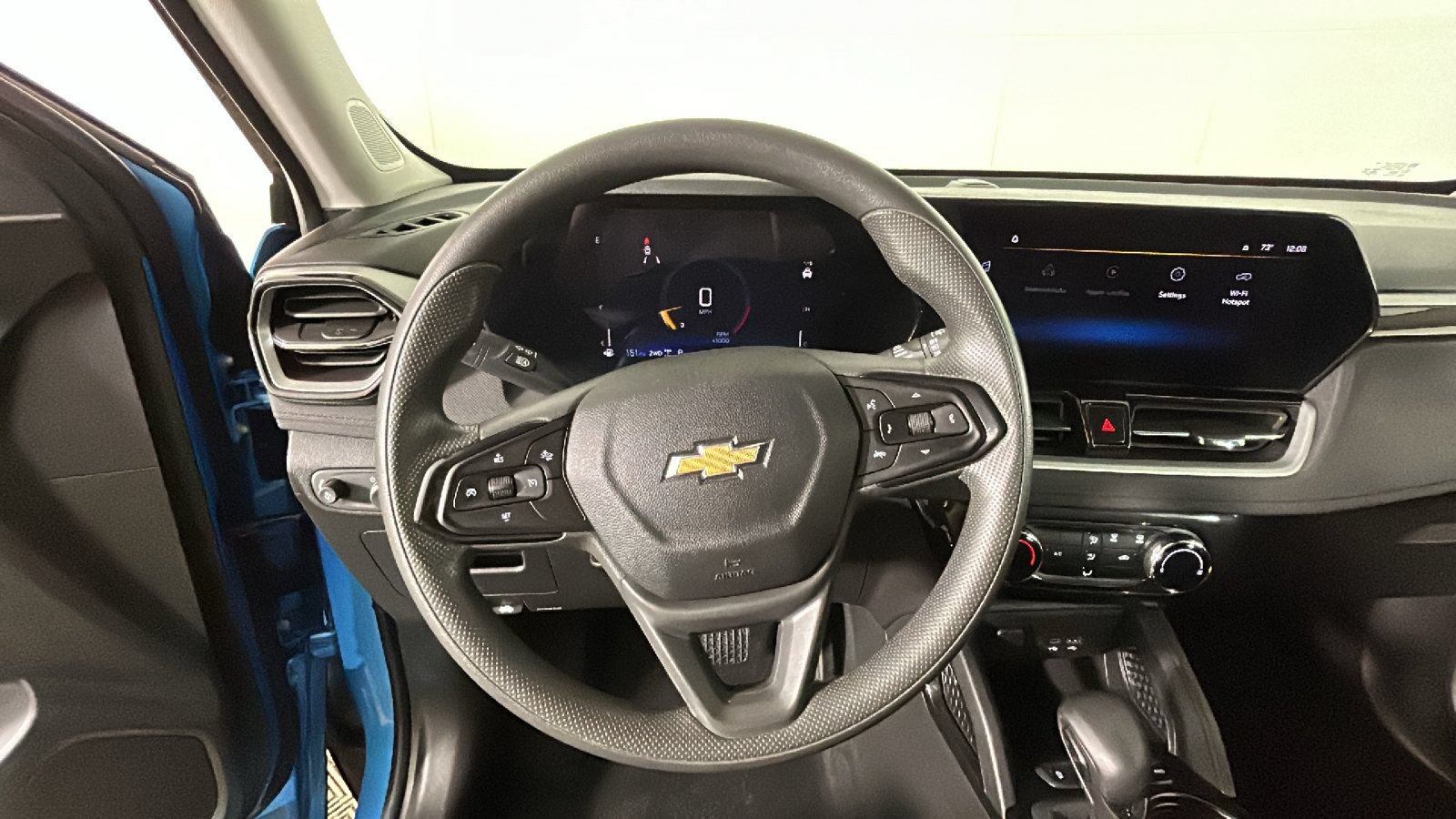Used 2026 Chevrolet TrailBlazer LT AWD/4WD image 16