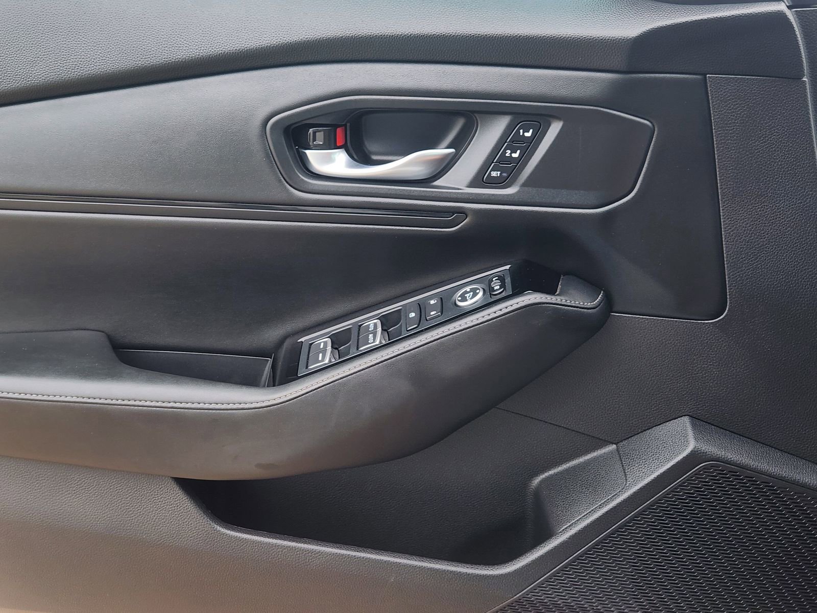 Certified 2025 Honda Accord Touring image 26