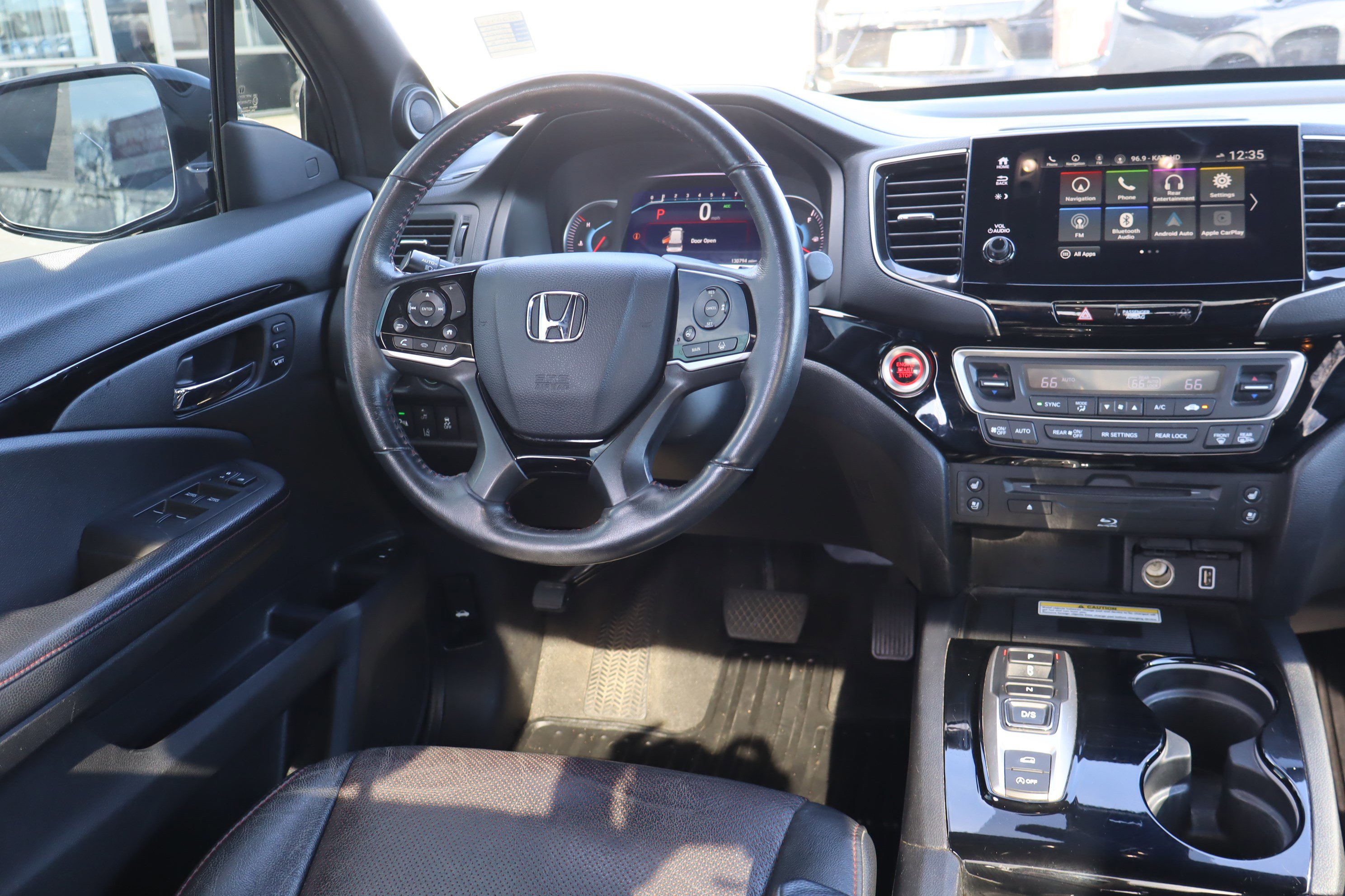 Used 2020 Honda Pilot Black Edition image 15