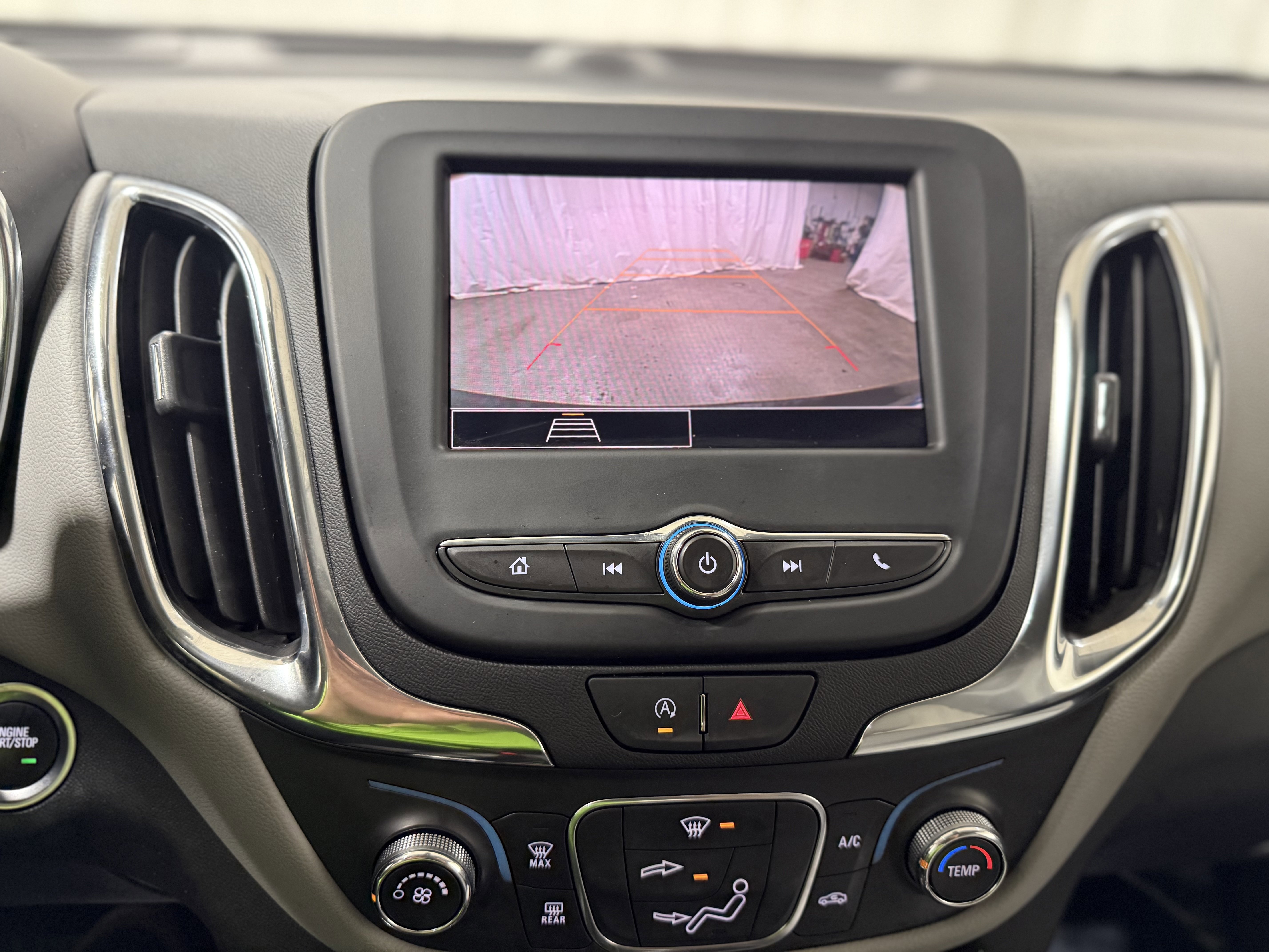 Certified 2024 Chevrolet Equinox LS w/ LS Convenience Package image 20