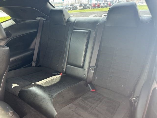 Used 2020 Dodge Challenger GT image 31