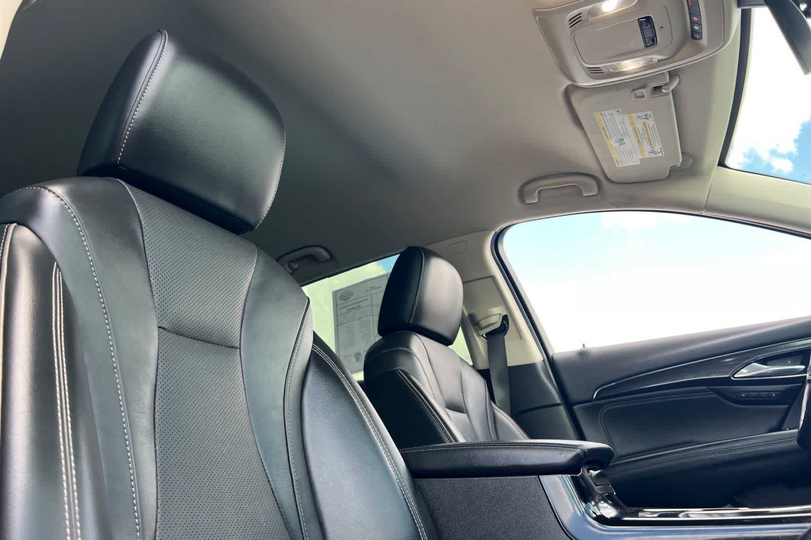 Used 2023 Buick Envision Essence FWD image 20