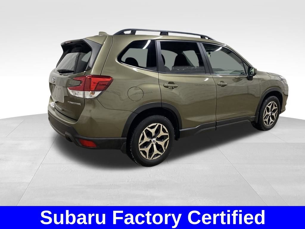Certified 2022 Subaru Forester Premium image 4
