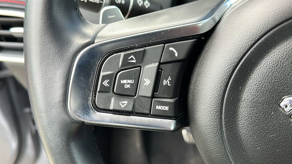 Used 2020 Jaguar F-PACE Checkered Flag AWD/4WD image 12