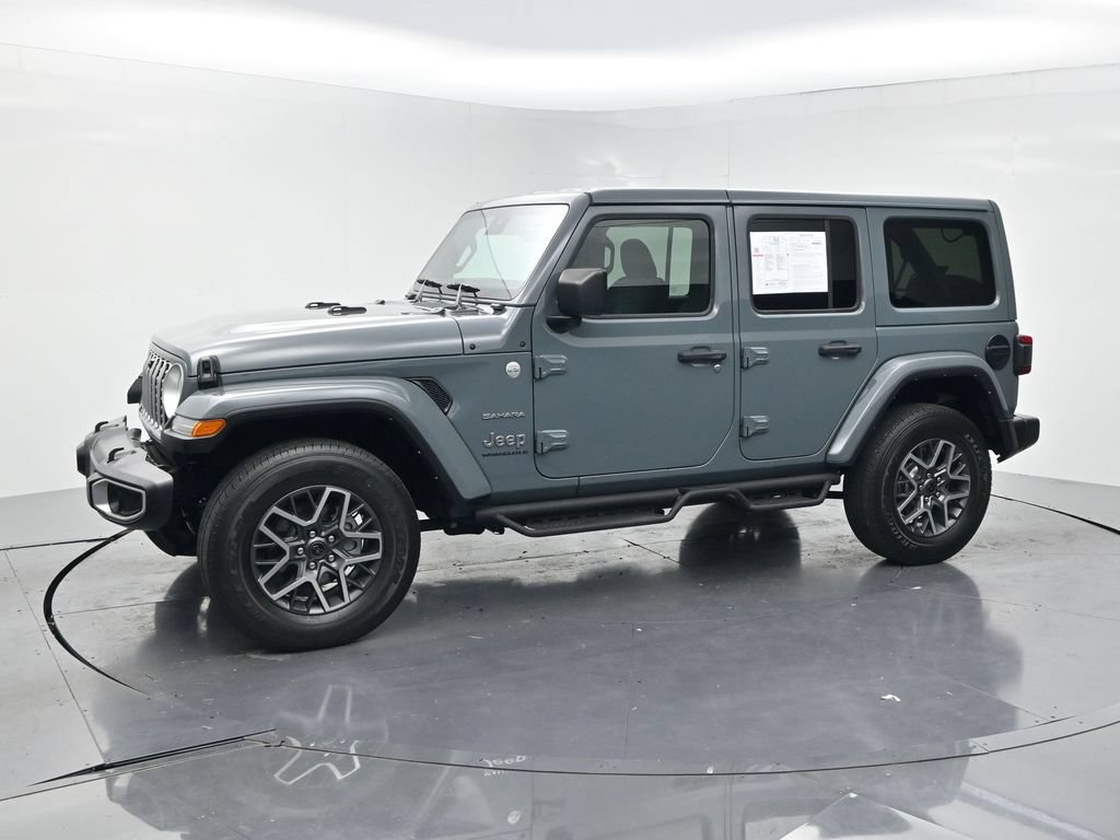Used 2024 Jeep Wrangler Unlimited Sahara w/ Technology Group AWD/4WD image 1