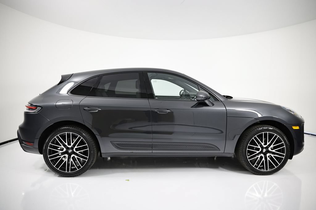 New 2026 Porsche Macan AWD/4WD image 8