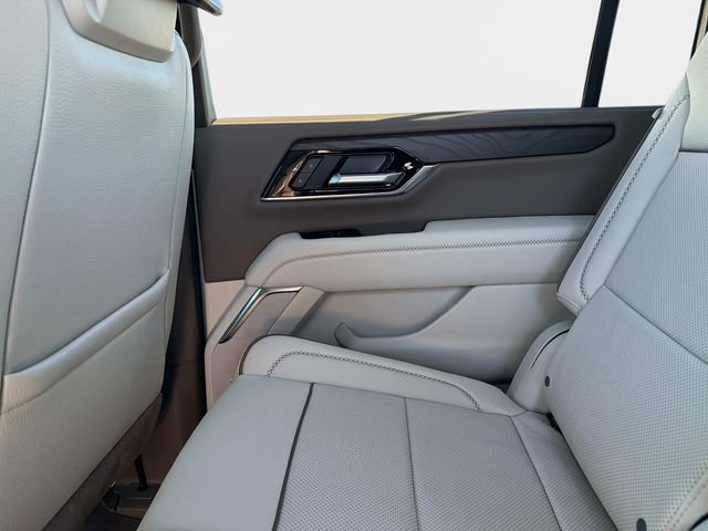 New 2026 GMC Yukon XL Denali w/ Denali Reserve Package image 14